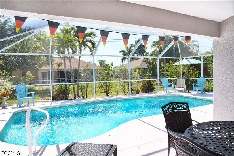 818 SW 11th Avenue, Cape Coral, FL 33991 - #3