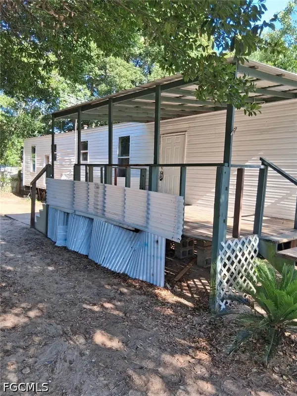 5432 Dover Avenue, Pensacola, FL 32526