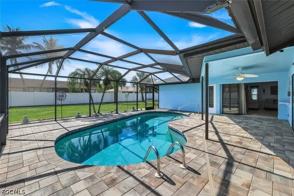 3320 SW 6th Avenue, Cape Coral, FL 33914