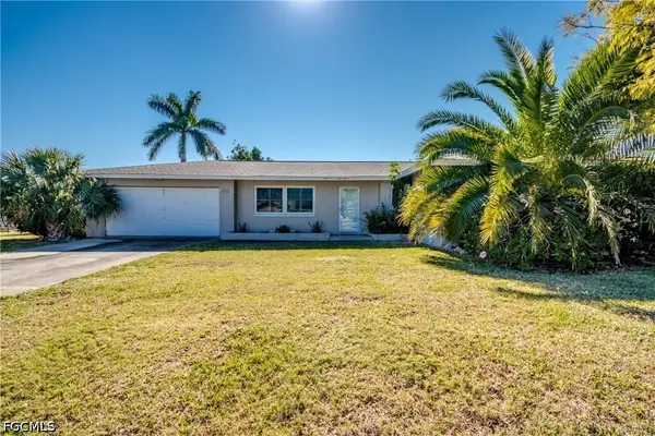 1122 El Dorado Parkway E, Cape Coral, FL 33904