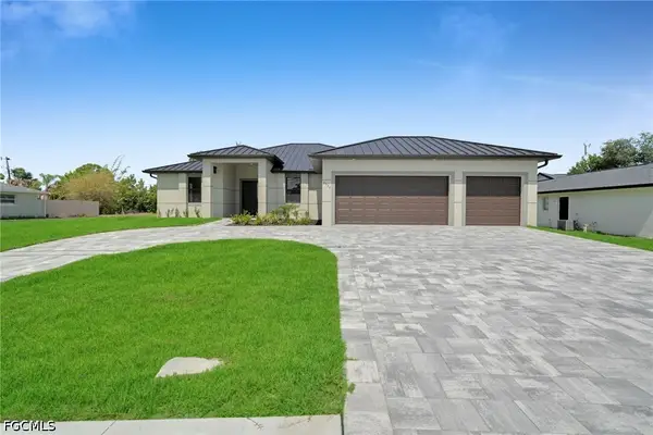 3532 Country Club Boulevard, Cape Coral, FL 33904