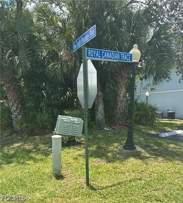 3271 Royal Canadian Trace #2, Fort Myers, FL 33907