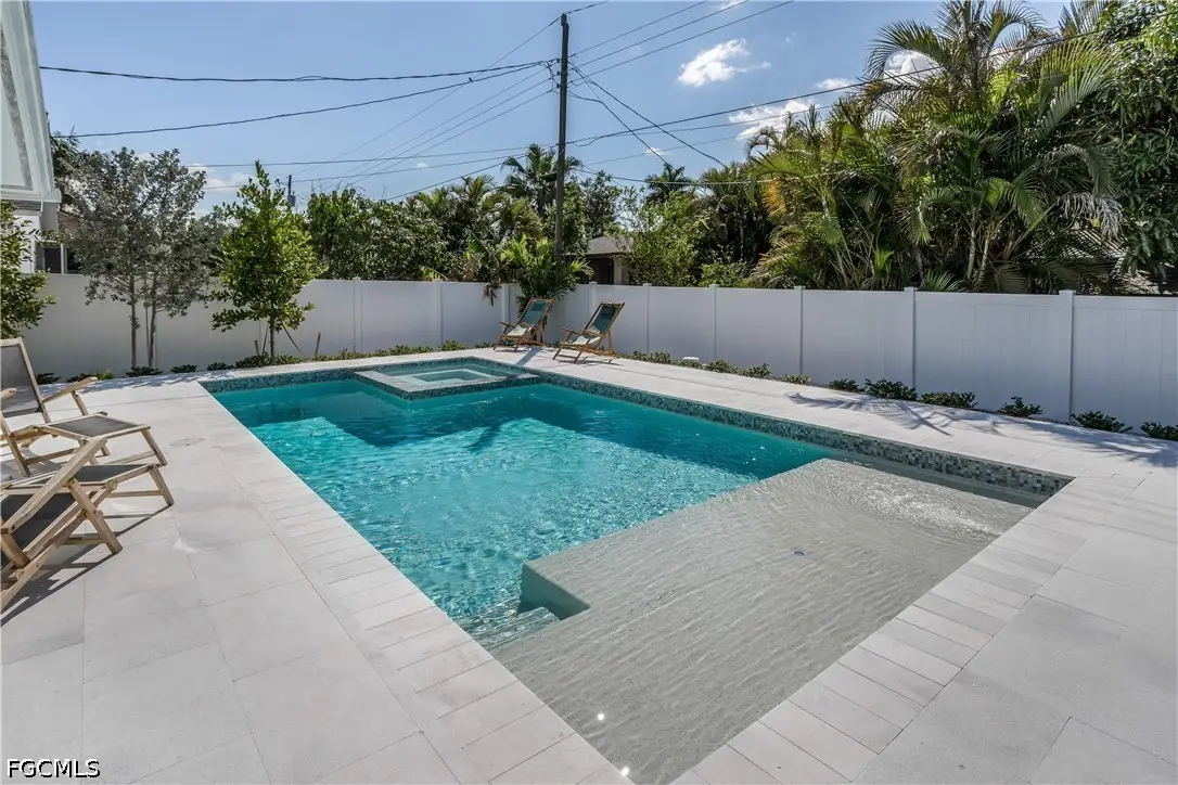 718 103rd Avenue N, Naples, FL 34108 - #1