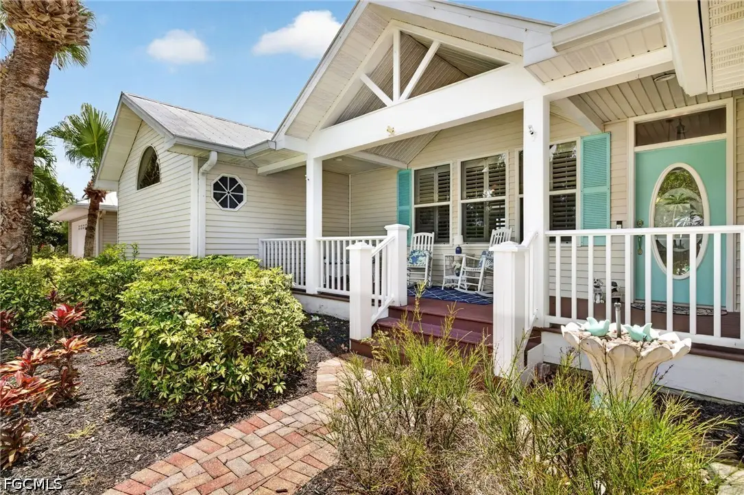 12593 Coconut Creek Court, Fort Myers, FL 33908 - #1