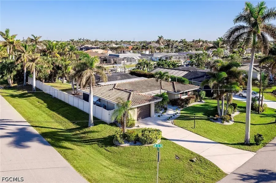 171 SW 51st Terrace, Cape Coral, FL 33914 - #2