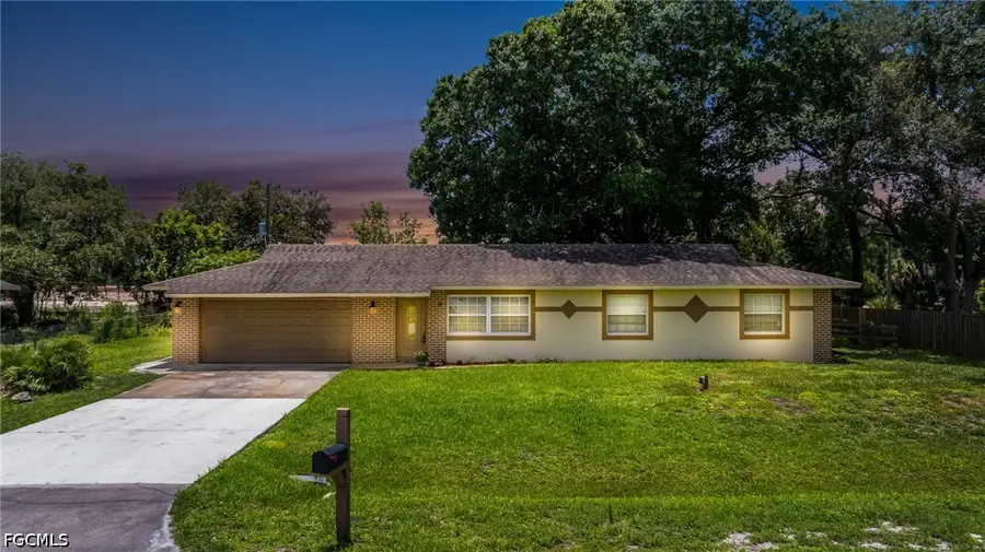 2319 Barcelona Avenue, Fort Myers, FL 33905 - #2