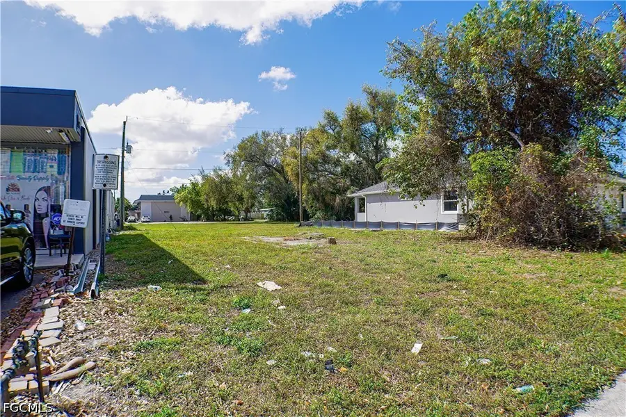 1928 Jefferson Avenue, Fort Myers, FL 33901 - #2