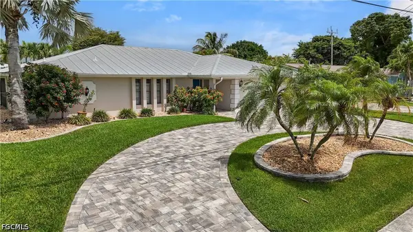5215 Pelican Boulevard, Cape Coral, FL 33914