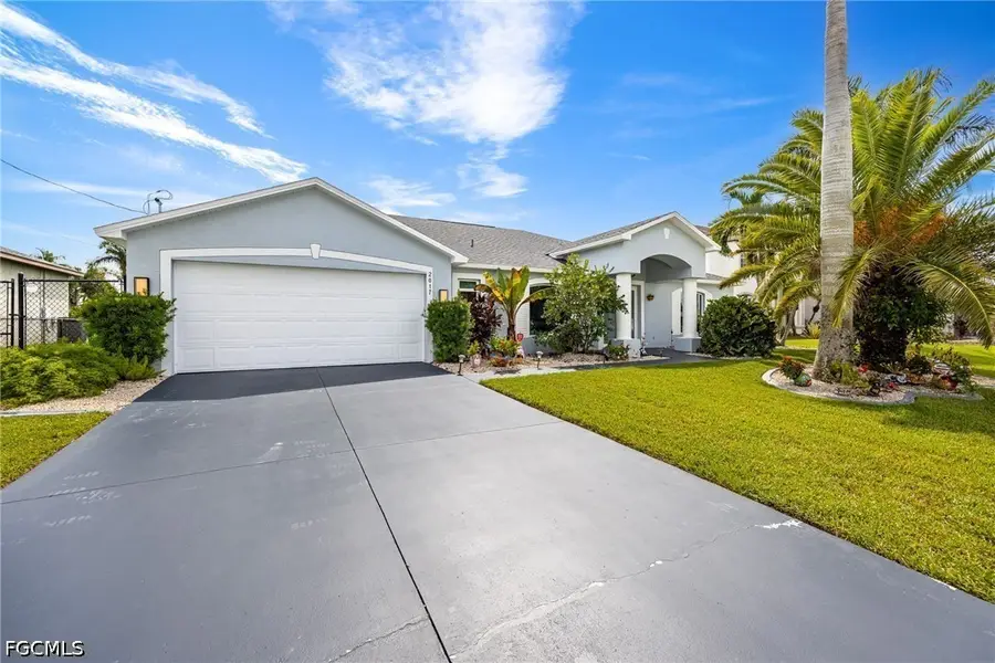 2017 SE 17th Place, Cape Coral, FL 33990 - #2