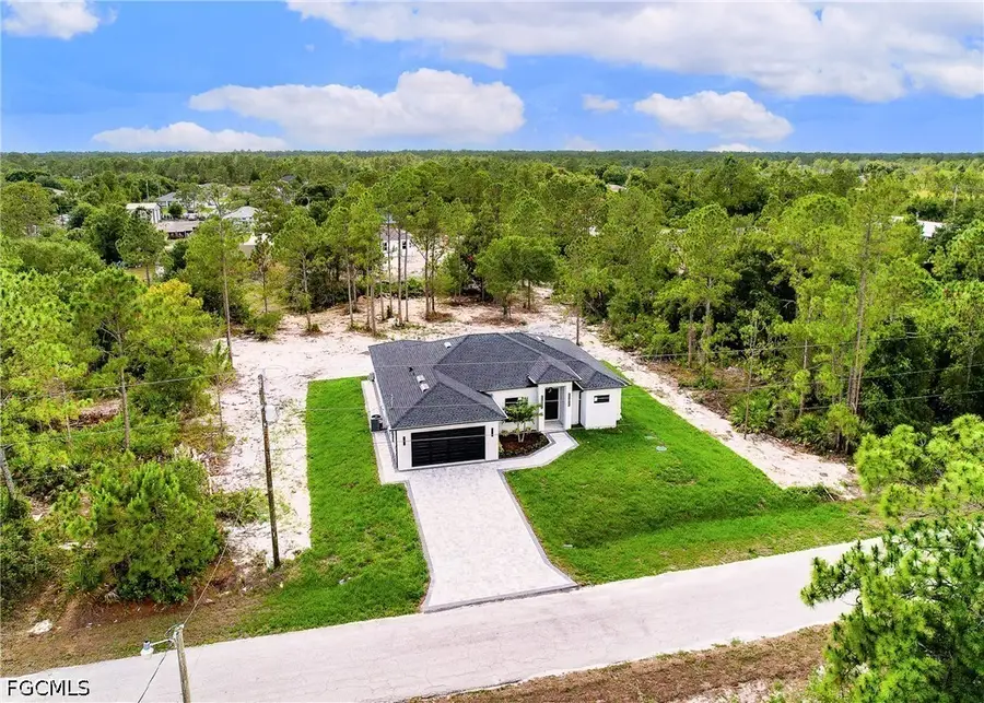 915 Lincoln Avenue, Lehigh Acres, FL 33972 - #3