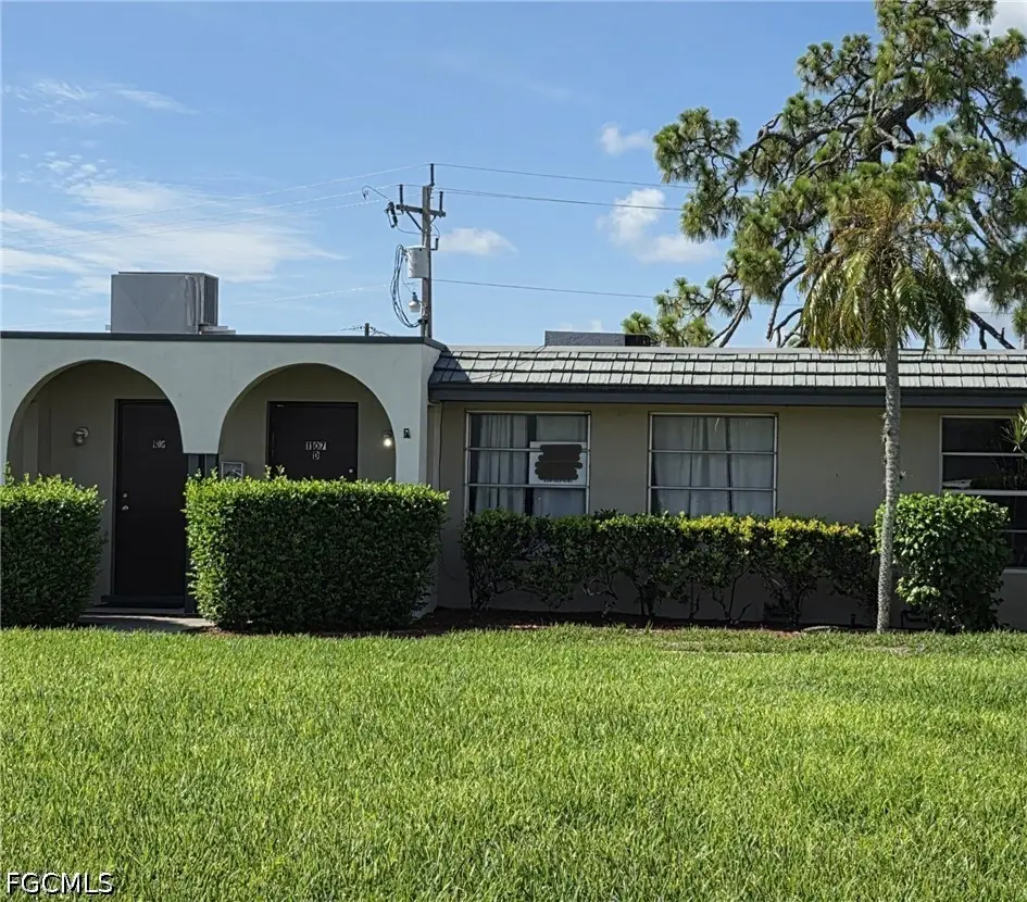 1107 S Loop Boulevard, Lehigh Acres, FL 33936 - #1
