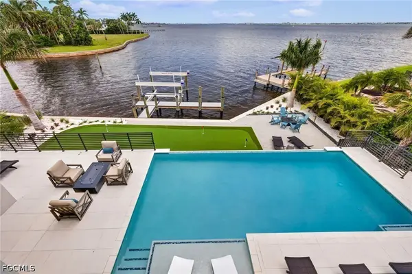 6924 Old Whiskey Creek Drive, Fort Myers, FL 33919
