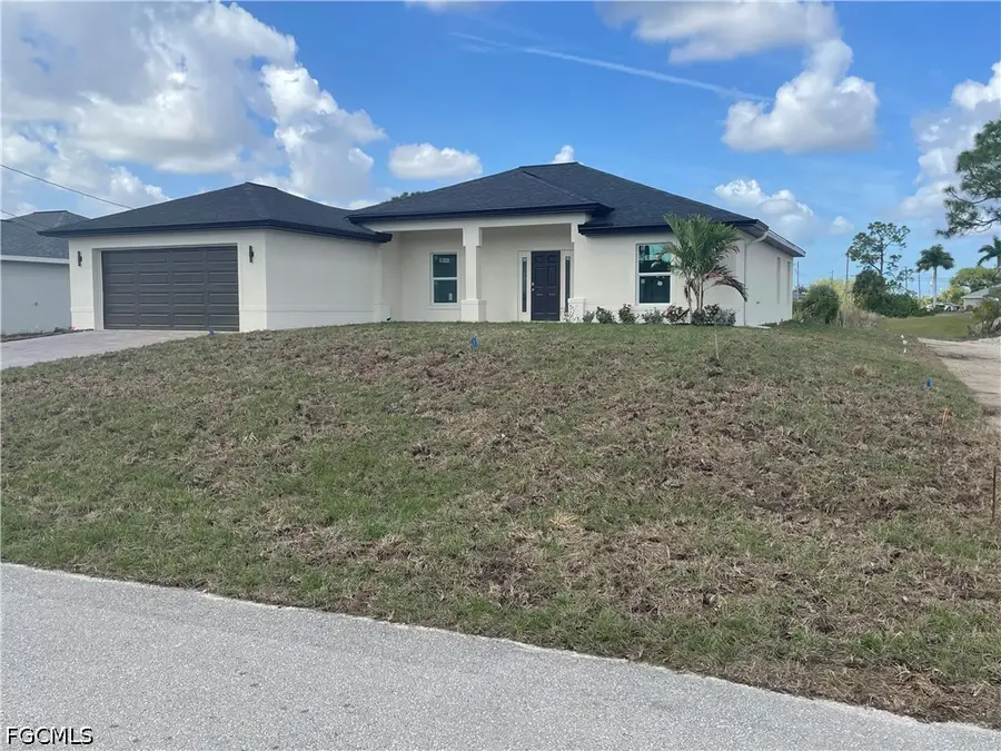 4402 NE 4402 Ne 14th Place, Cape Coral, FL 33909 - #2