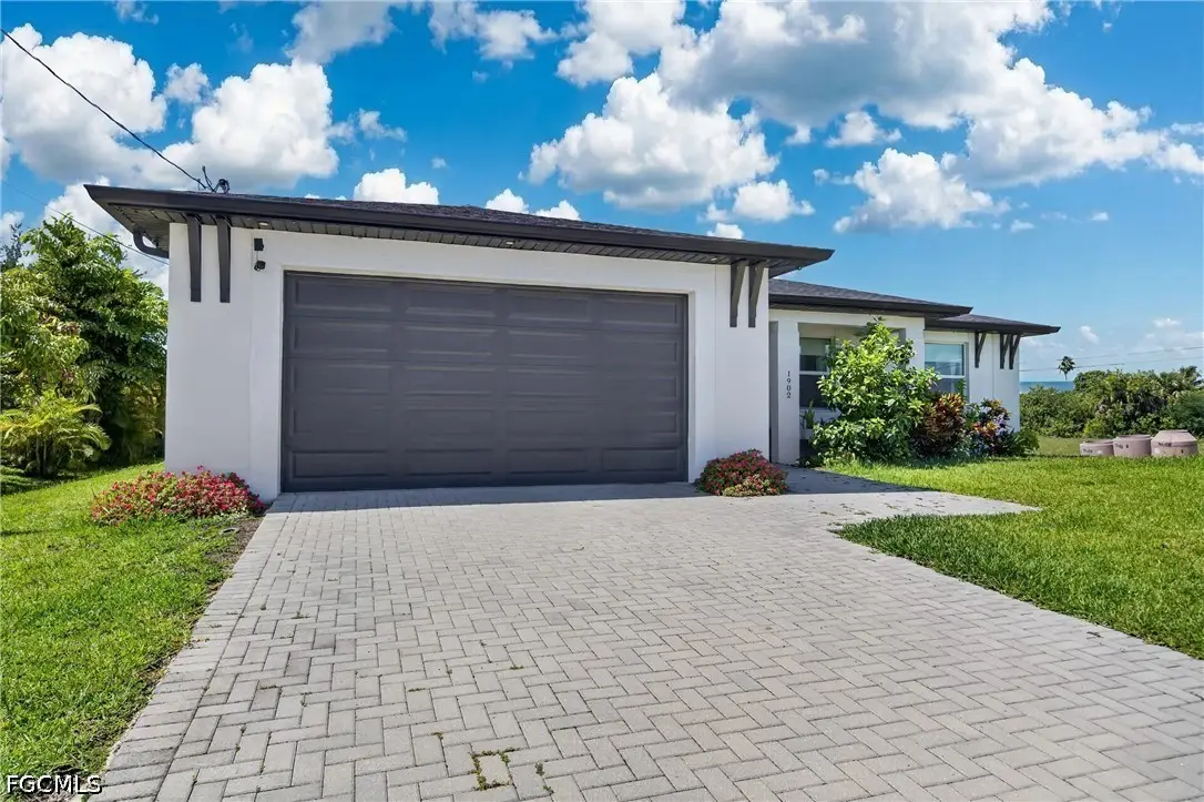 1902 NE 20th Street, Cape Coral, FL 33909 - #1