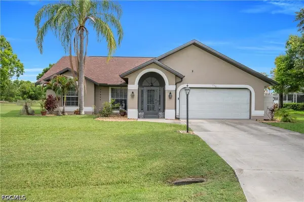 538 Whispering Wind Bend, Lehigh Acres, FL 33974
