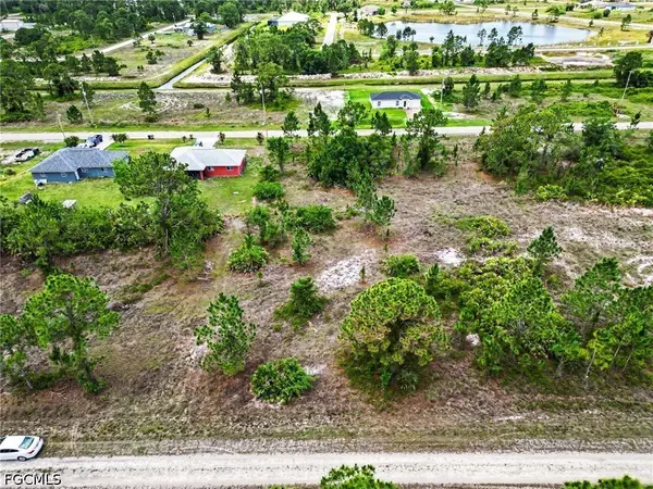 1046 Chandlee Street, Lehigh Acres, FL 33974
