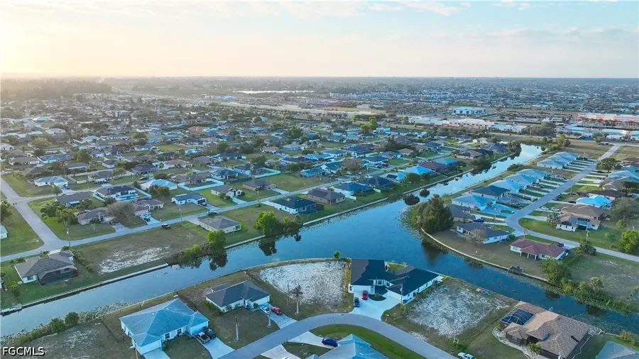 817 SW 8th Street, Cape Coral, FL 33991 - #3