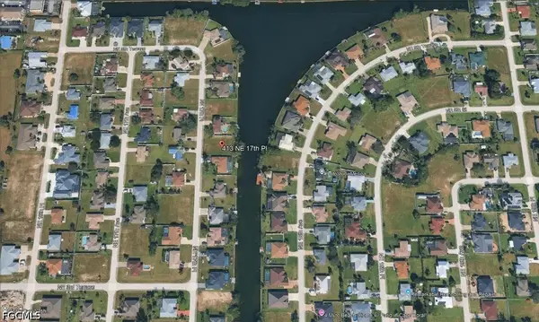 413 NE 17th Place, Cape Coral, FL 33909