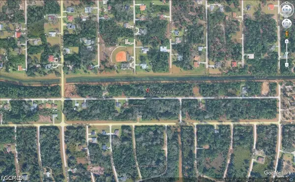 1025 Asther Street E, Lehigh Acres, FL 33974