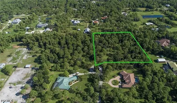 17090 Shady Grove Ln, Cape Coral, FL 33909