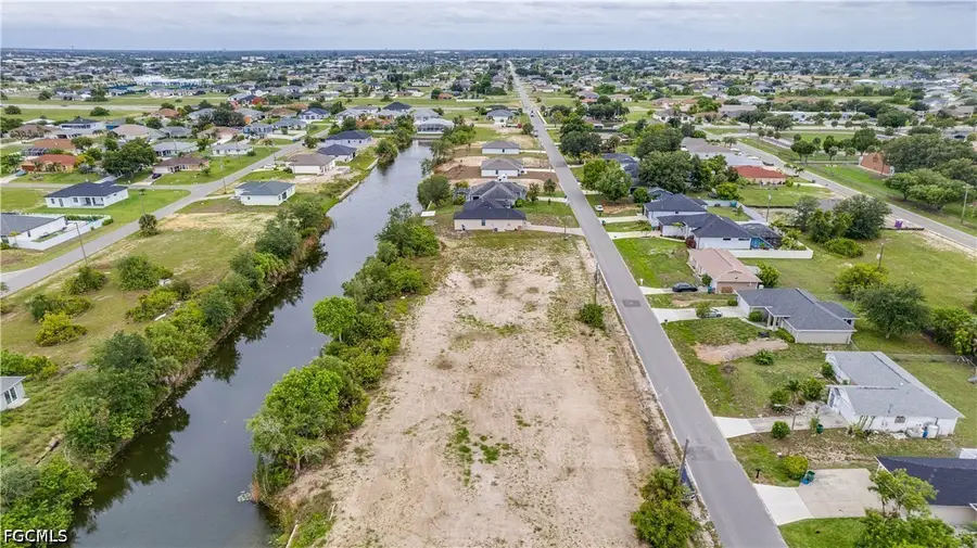 1809 NE 13th Avenue, Cape Coral, FL 33909 - #3