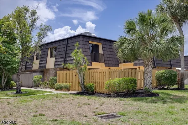 4047 Sandlewood Lane #3, Fort Myers, FL 33907