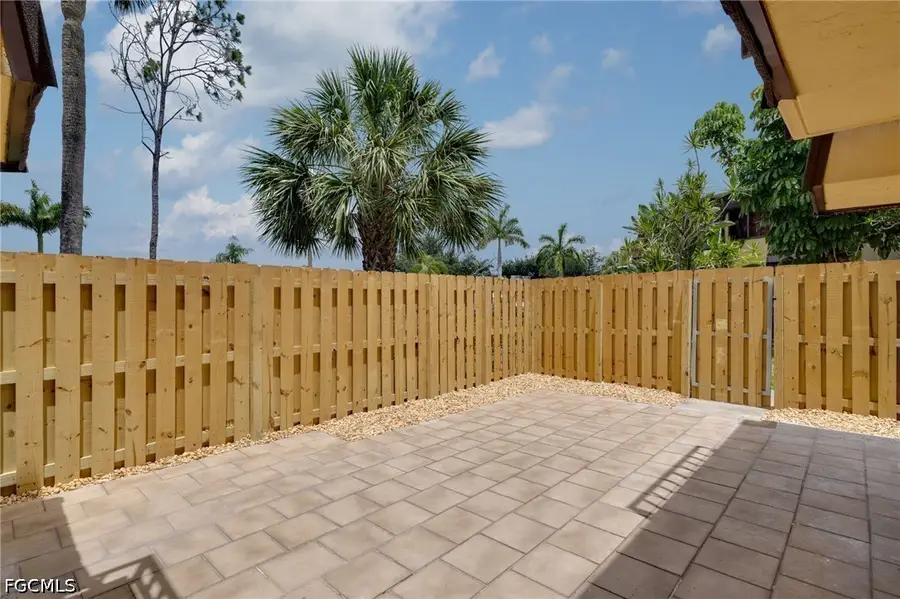 4047 Sandlewood Lane #3, Fort Myers, FL 33907 - #2