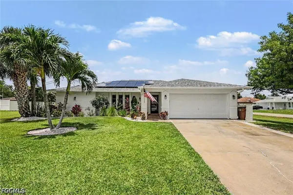 618 SE 11th Place, Cape Coral, FL 33990