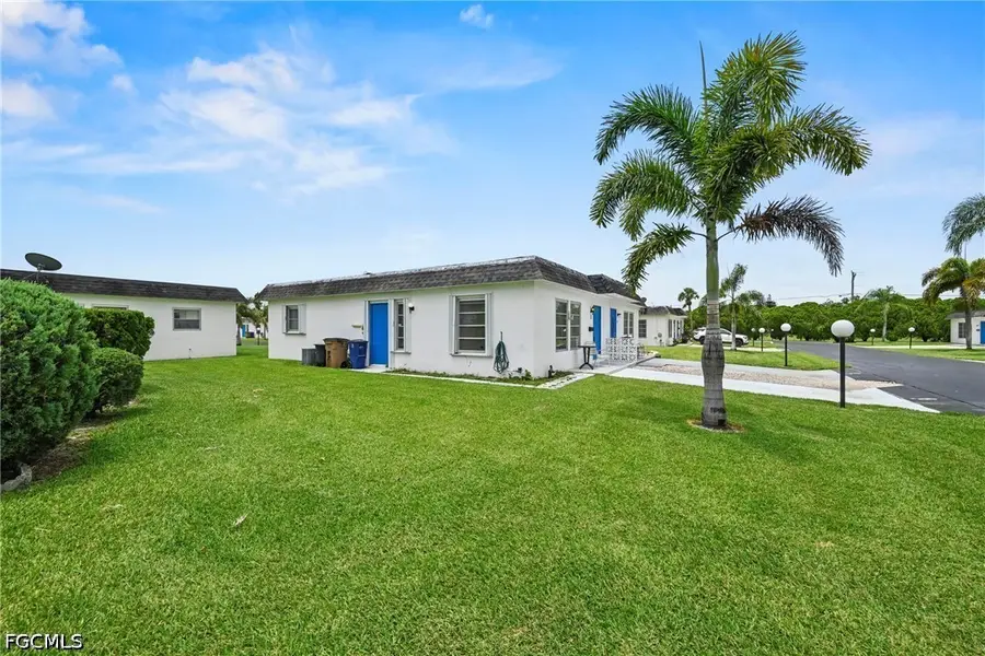 8 Tangerine Court, Lehigh Acres, FL 33936 - #3