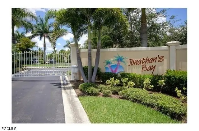 6020 Jonathans Bay Circle #202, Fort Myers, FL 33908 - #3
