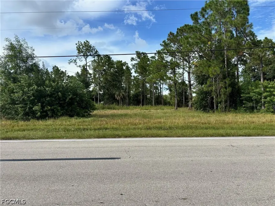 14 W 10th Street, Lehigh Acres, FL 33972 - #2