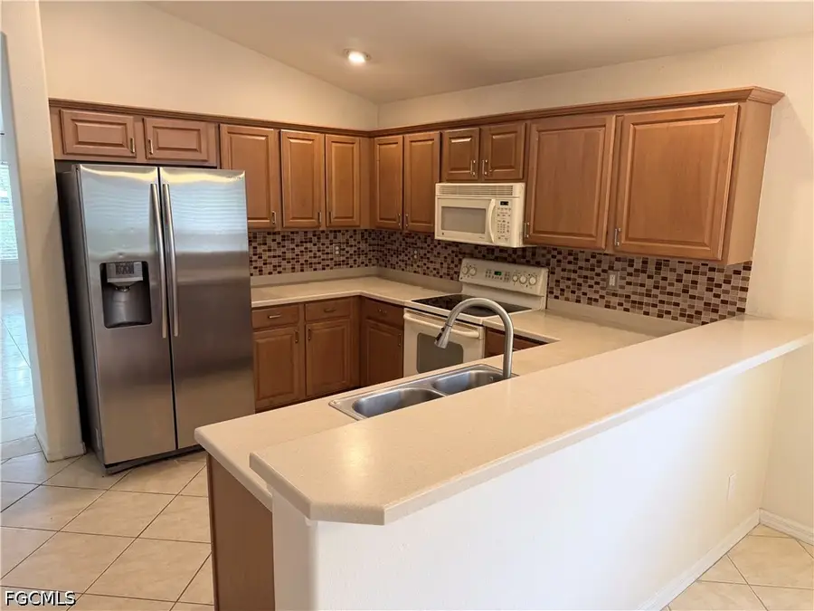 9728 Gladiolus Bulb Loop, Fort Myers, FL 33908 - #3