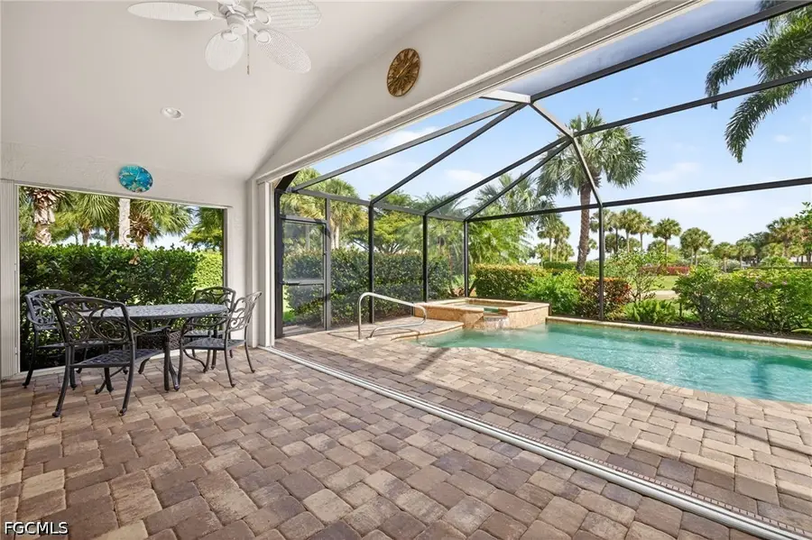 9550 Hemingway Lane, Fort Myers, FL 33913 - #2
