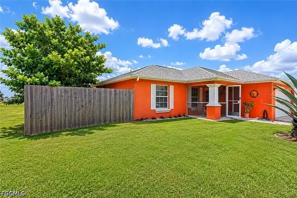 507 Diplomat Parkway E, Cape Coral, FL 33909