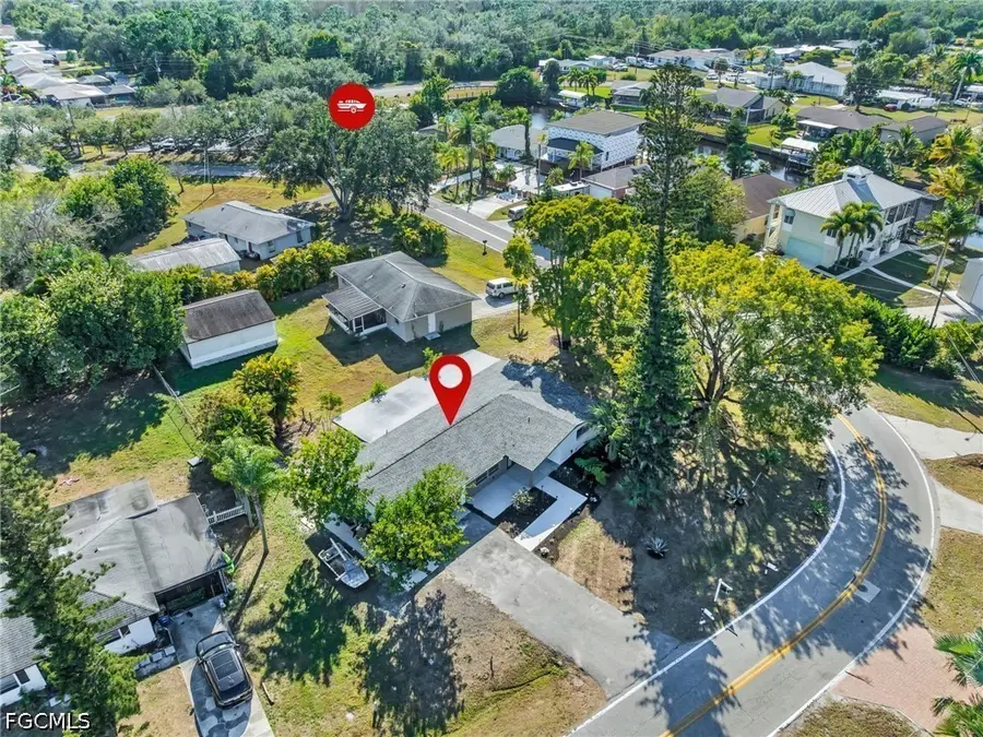 2114 Davis Boulevard, Fort Myers, FL 33905 - #2