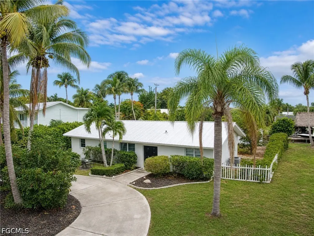 1019 Wyomi Drive, Fort Myers, FL 33919 - #1
