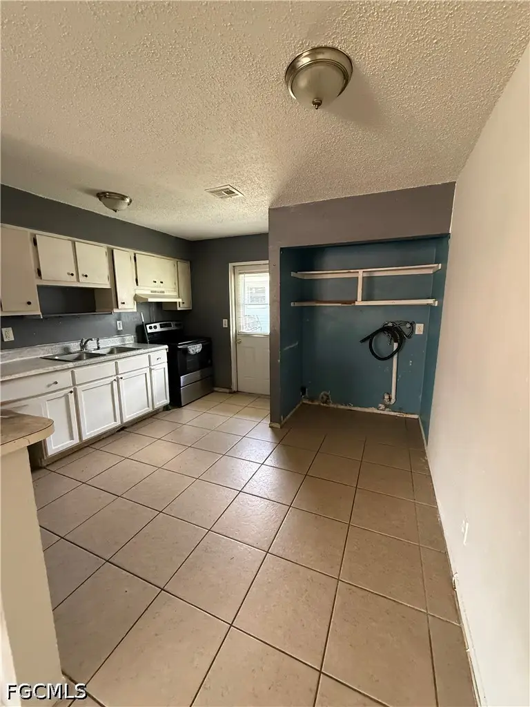 5456 10th Avenue, Fort Myers, FL 33907 - #3