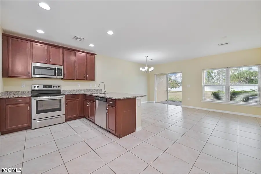 3739 Crofton Court, Fort Myers, FL 33916 - #3