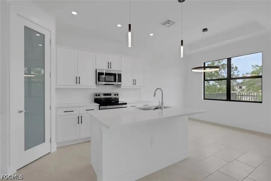 1920 NE 42nd Terrace, Cape Coral, FL 33909 - #3