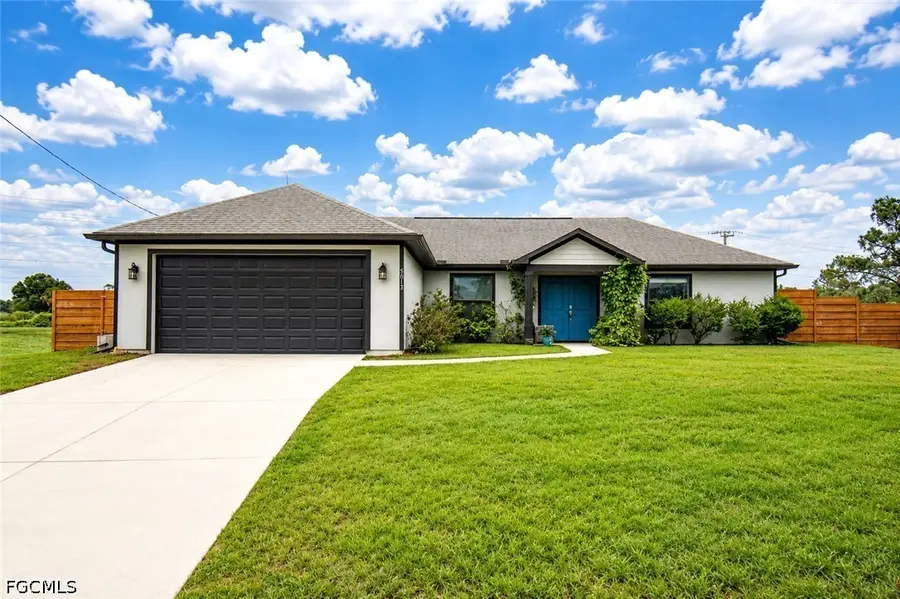 5013 Dania Circle, Labelle, FL 33935 - #2