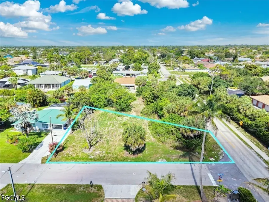 27312 Buccaneer Drive, Bonita Springs, FL 34135 - #2