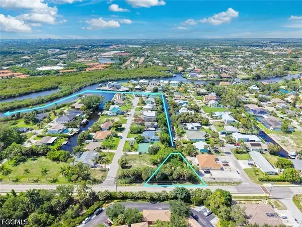 9101 Pennsylvania Avenue, Bonita Springs, FL 34135