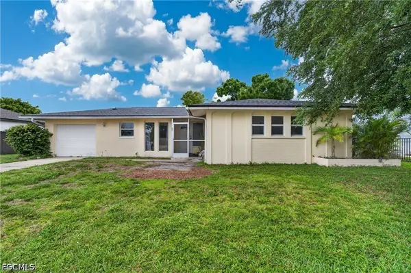 1129 SE 18th Terrace, Cape Coral, FL 33990