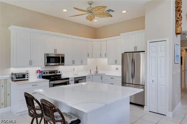 3593 Edgewood Avenue, Fort Myers, FL 33916