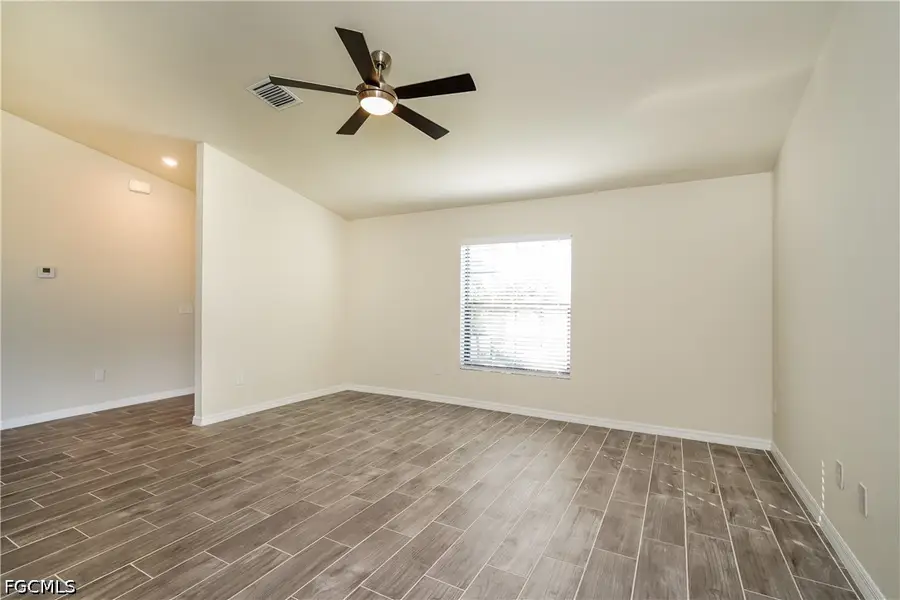 911 NE 9th Street, Cape Coral, FL 33909 - #2