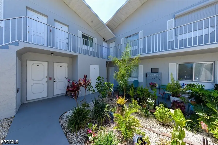 8101 Country Road #201, Fort Myers, FL 33919 - #2