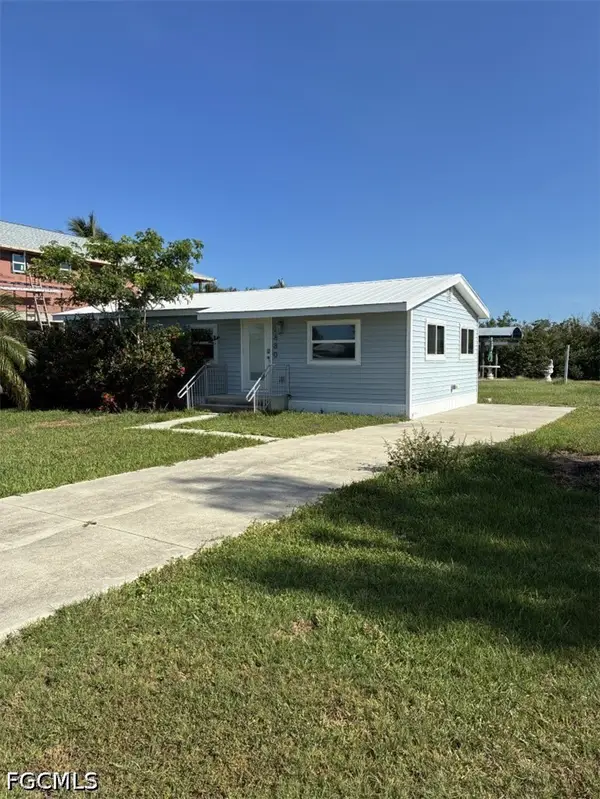2880 Eighth Avenue, St James City, FL 33956