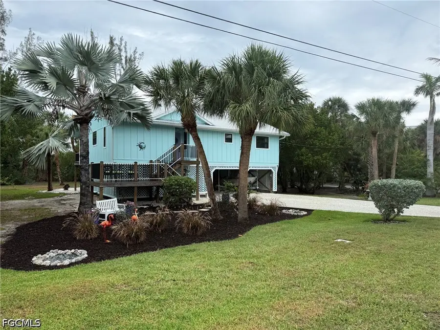 1318 Junonia Street, Sanibel, FL 33957 - #3