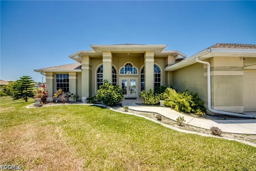 2319 NE 19th Street, Cape Coral, FL 33909 - #2