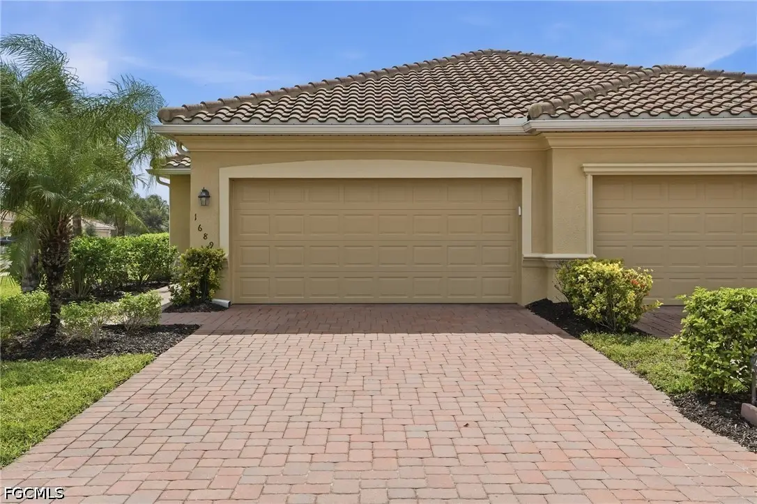 1689 Alameda Drive, Naples, FL 34120 - #1